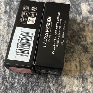 Laura Mercier Lipstick Smooth Matte Chantilly Lace